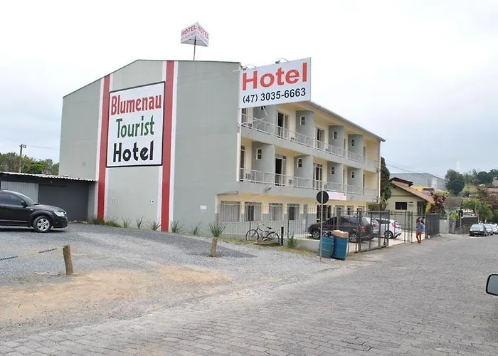 Hotéis perto de Parque Vila Germânica