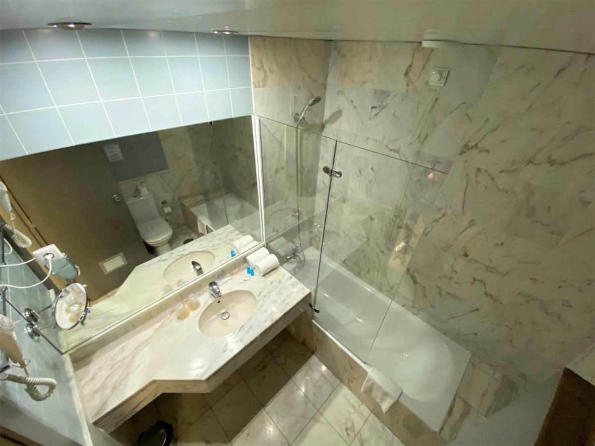 Triple Room,1173682869:JPEG