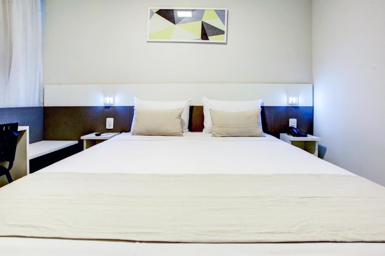 Standard Queen Room,1149228082:JPEG