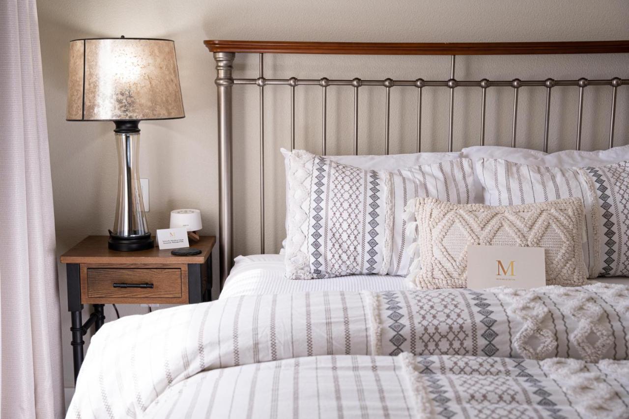 Standard Queen Room,1201905613:JPEG