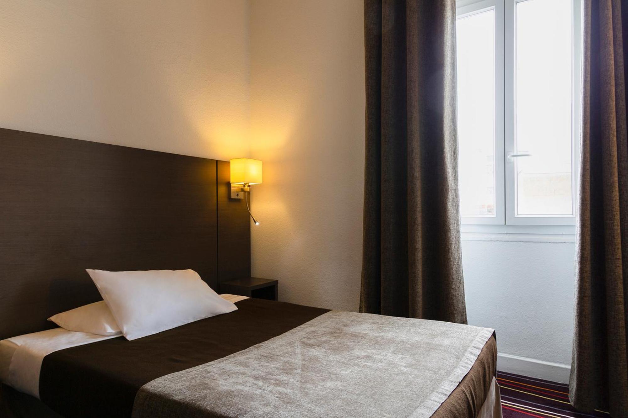 Single Room,815829590:JPEG