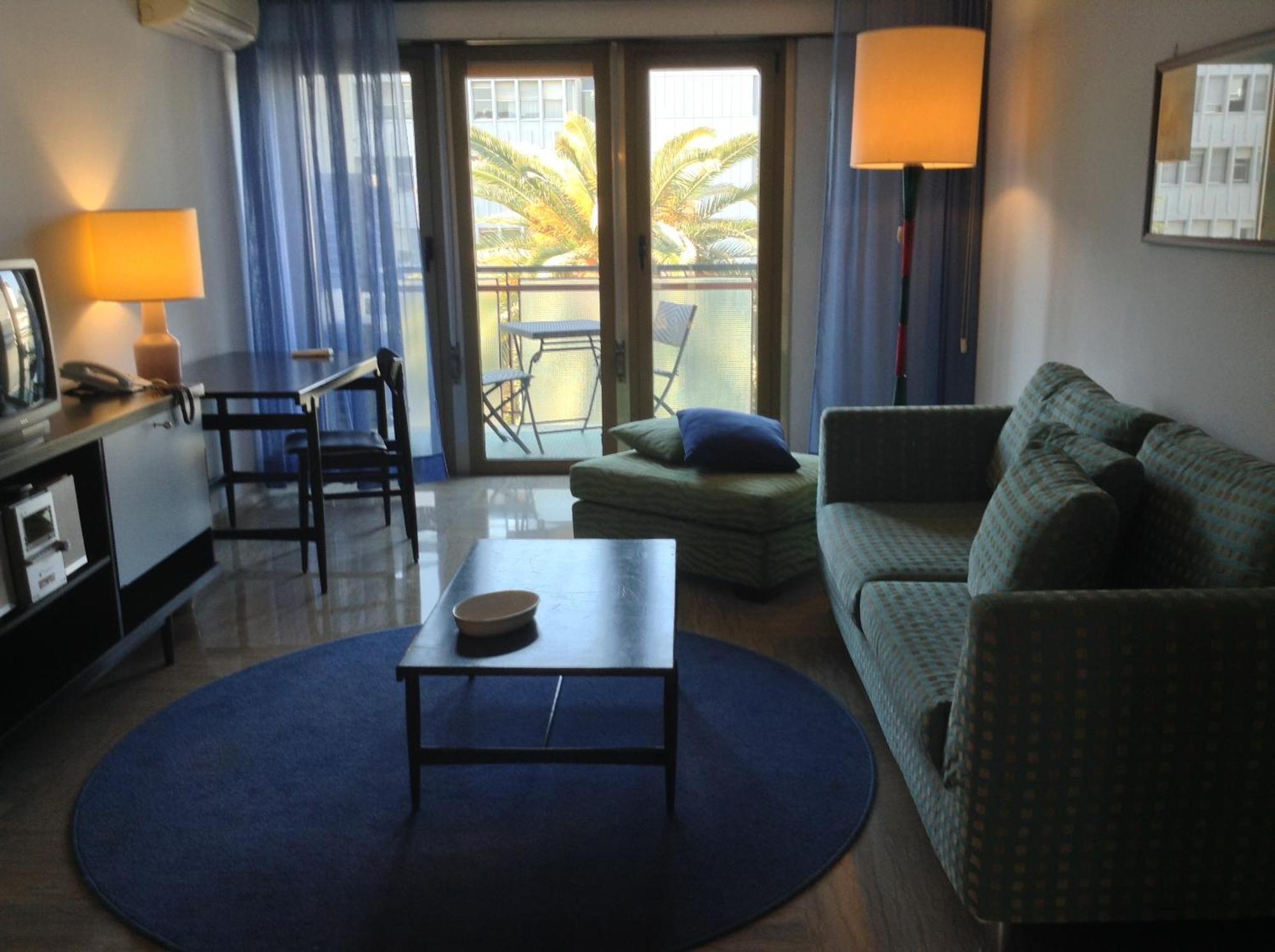 Three-Bedroom Apartment with Balcony - Split Level (4 Adults),1209382348:JPEG