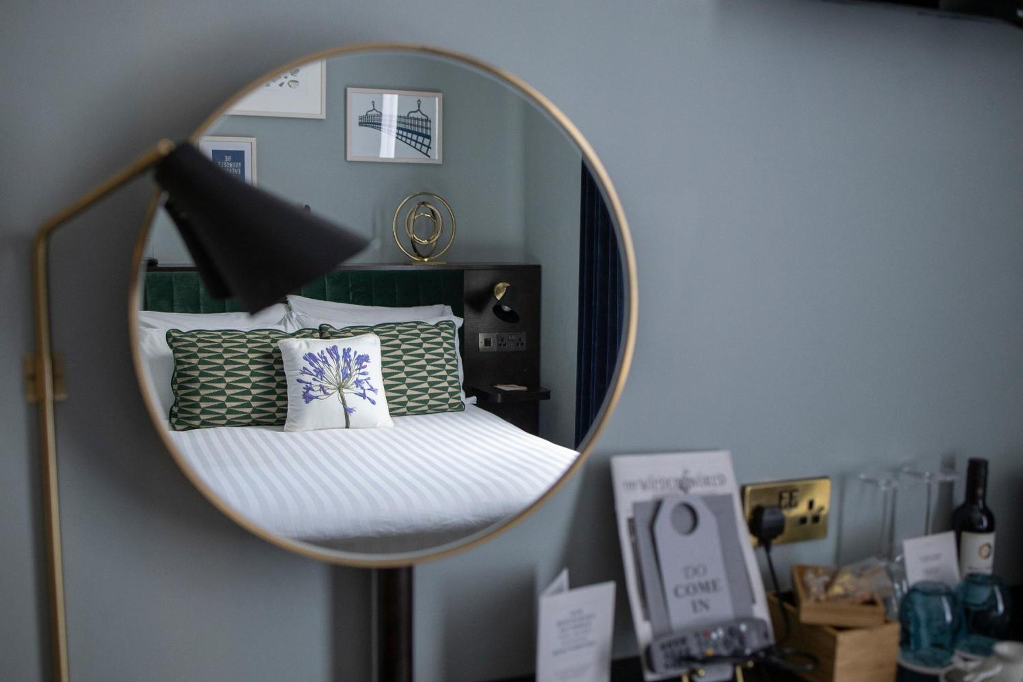 Small Double Room,1215941362:JPEG