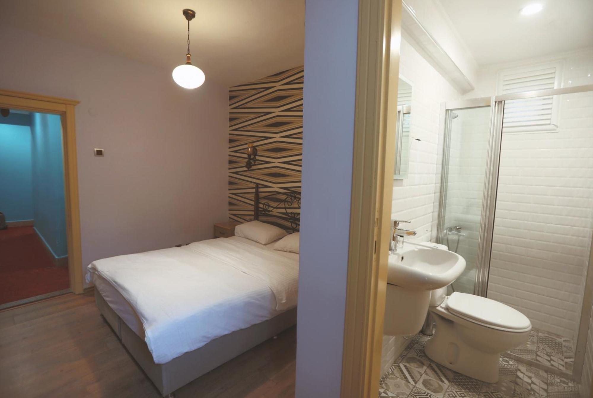 Standard Double Room,1219070776:JPEG