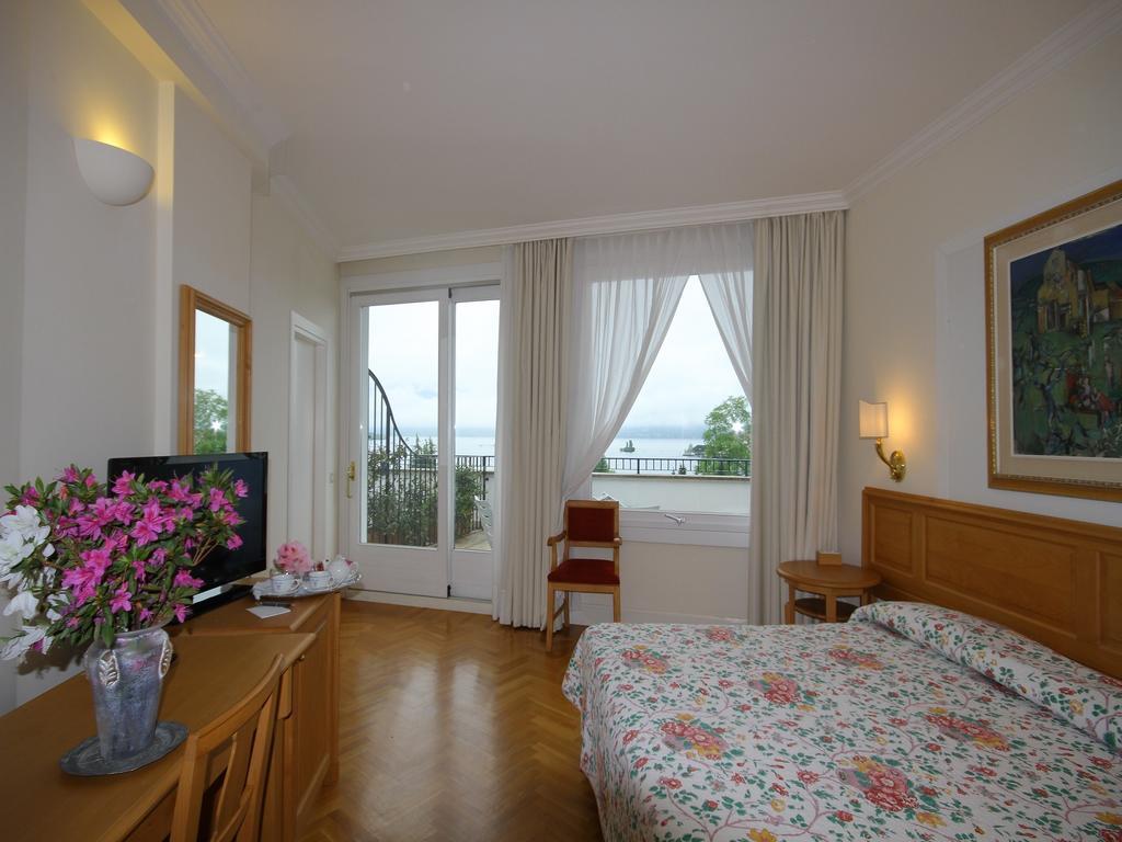 Double or Twin Room with Lake View,1216276312:JPEG