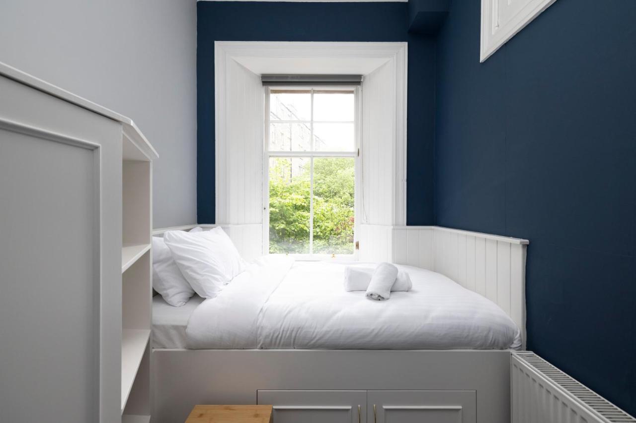 Small Single Room,1247510488:JPEG