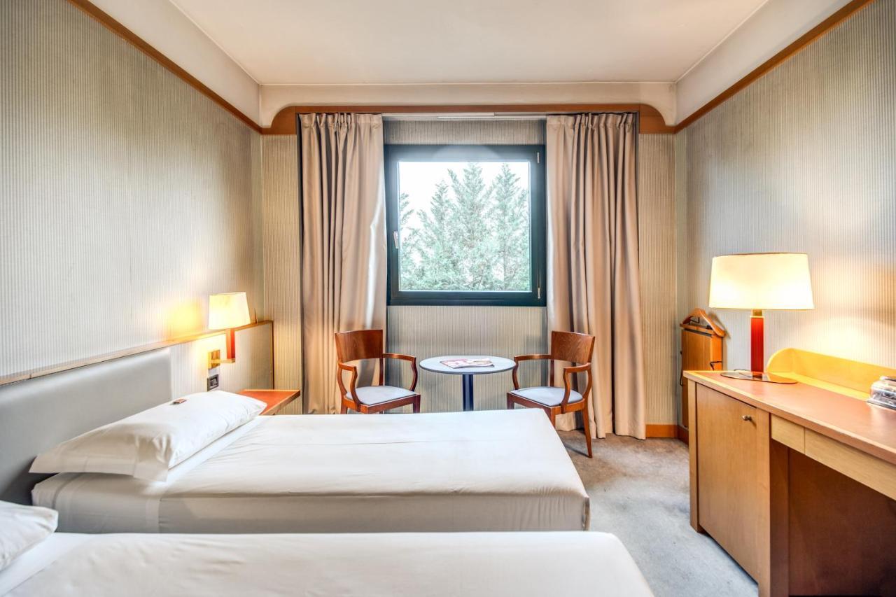 Single Room,1263792109:JPEG