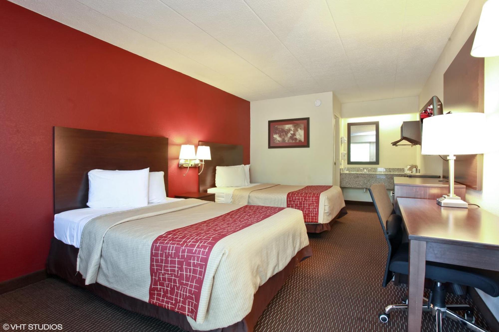 Deluxe Room with Two Double Beds Non-Smoking,1227779138:JPEG