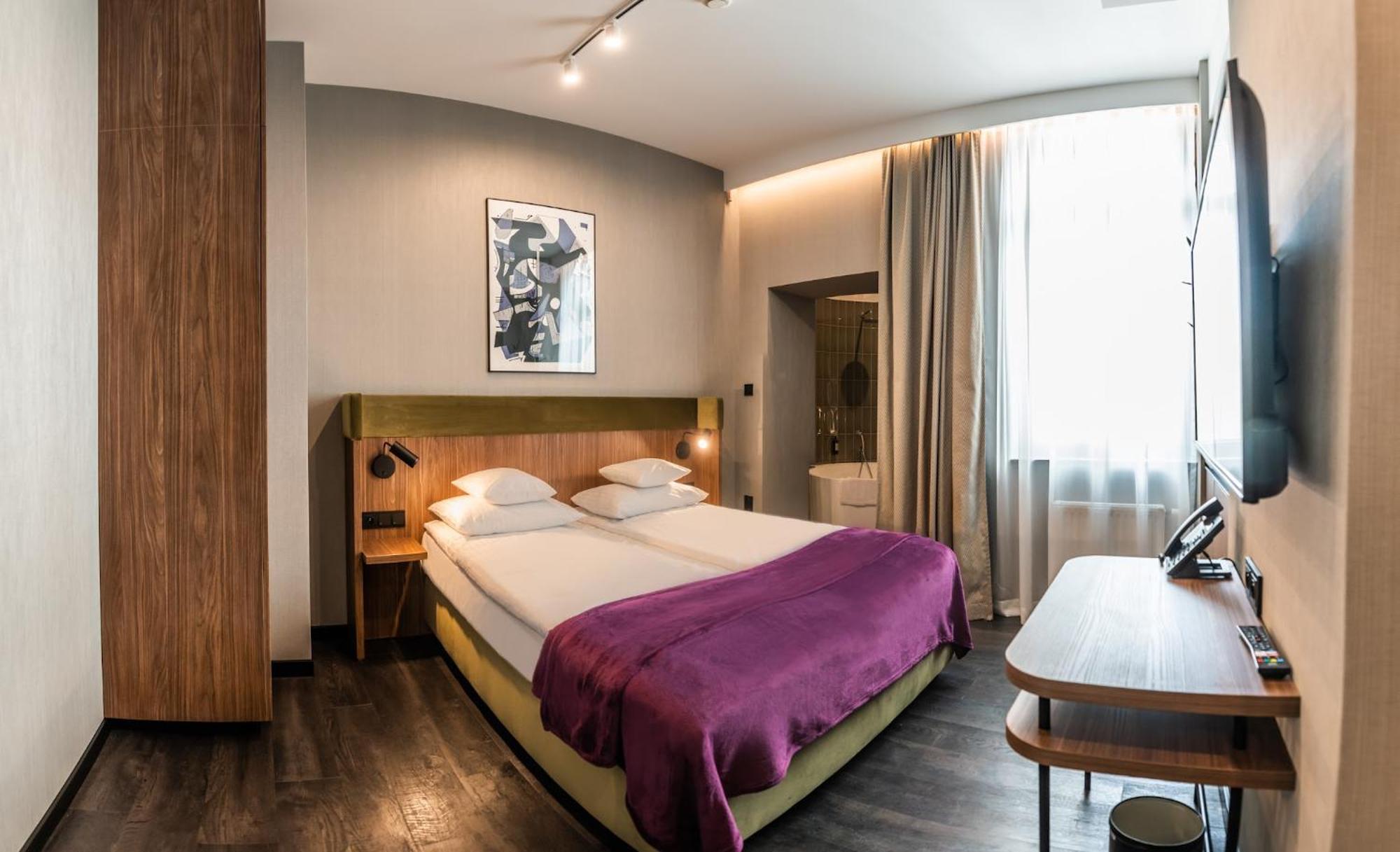 Superior Double Room,1285968832:JPEG
