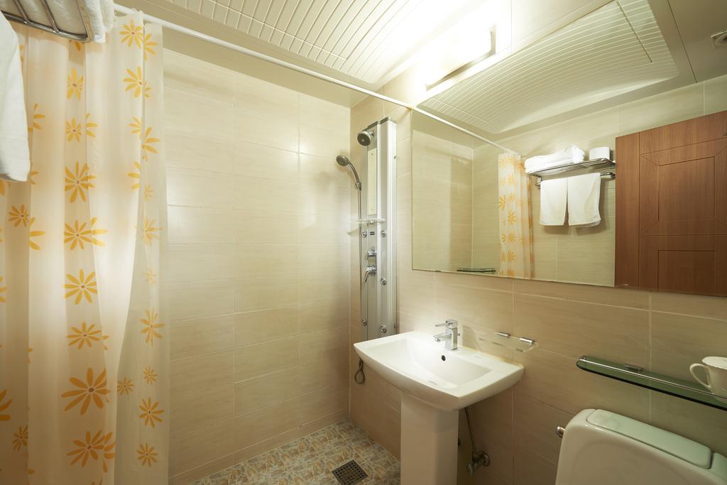 Twin Room,1213977514:JPEG