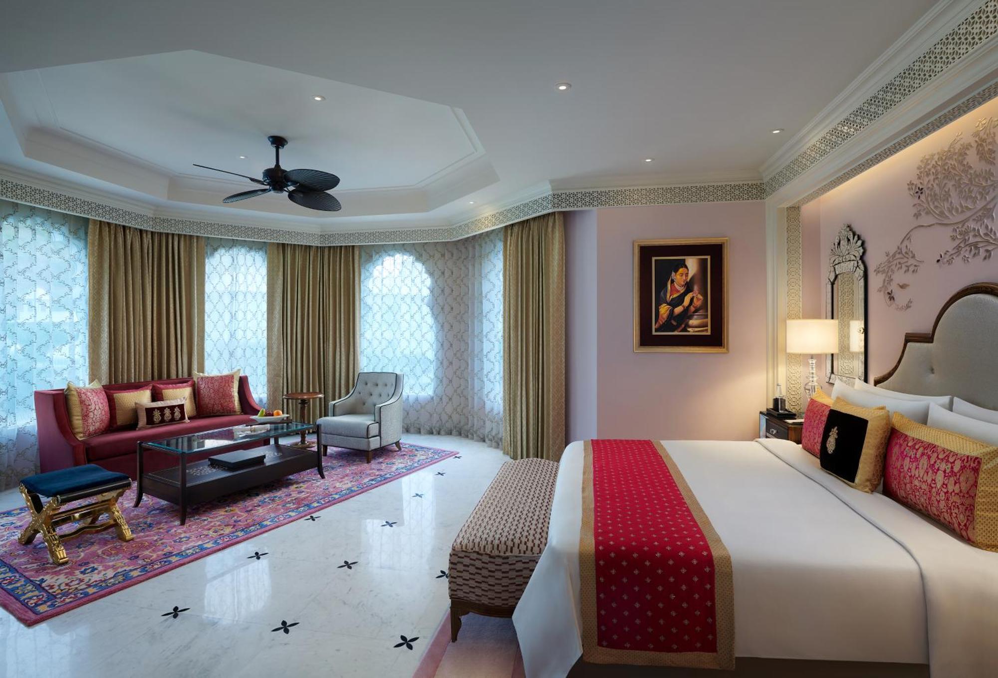 Palace Suite,1600610705:JPEG