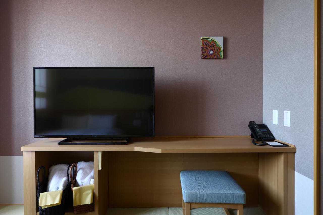 Double Room with No View - Non-Smoking,1298952541:JPEG