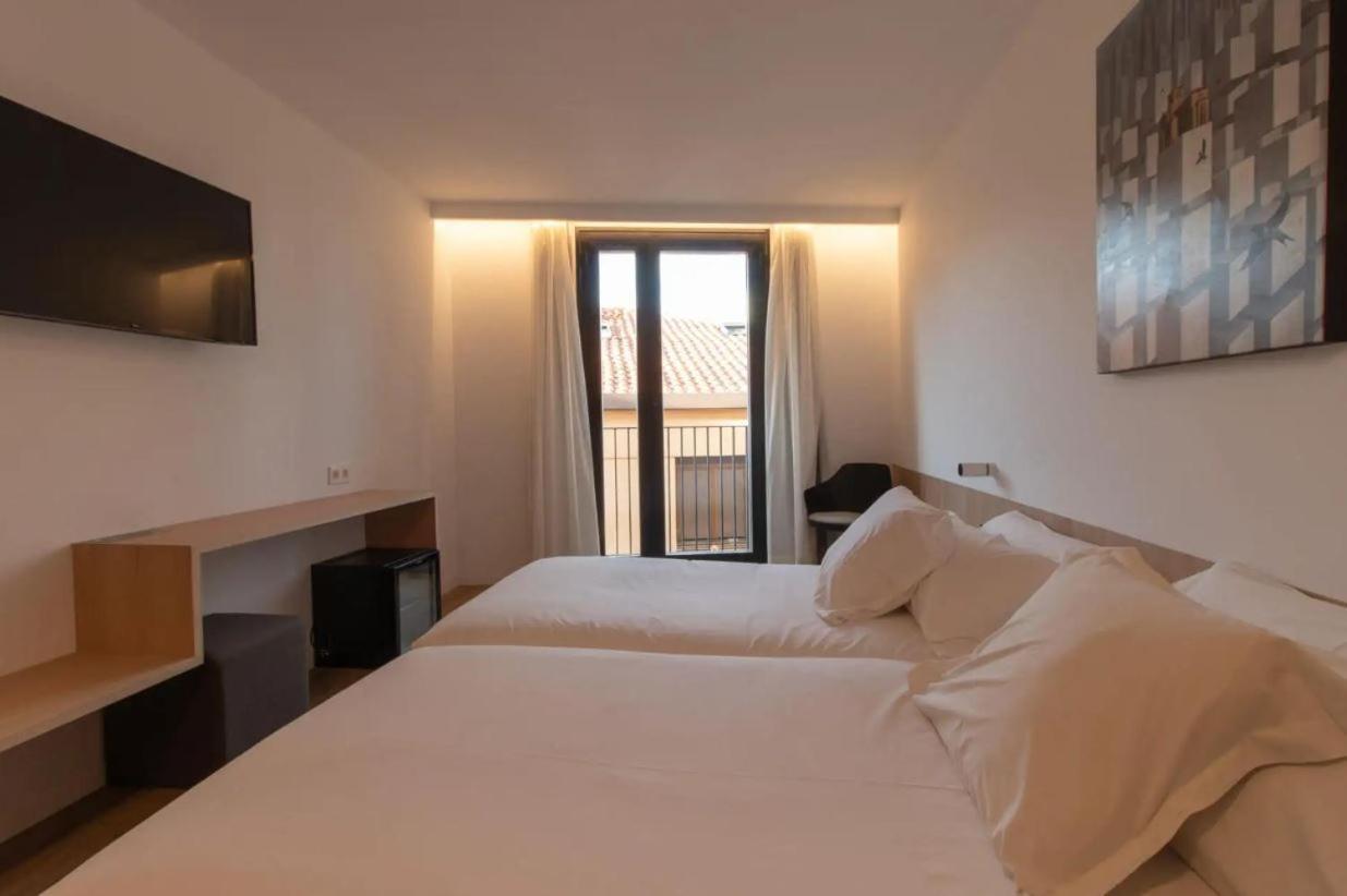 Triple Room,1299201931:JPEG