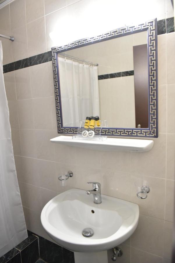 Standard Quadruple Room,1338267221:JPEG
