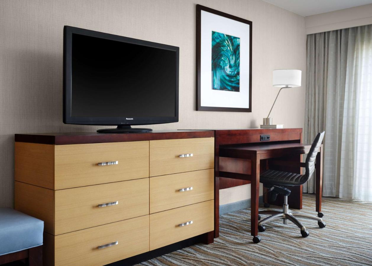 Junior King Suite,1366159586:JPEG