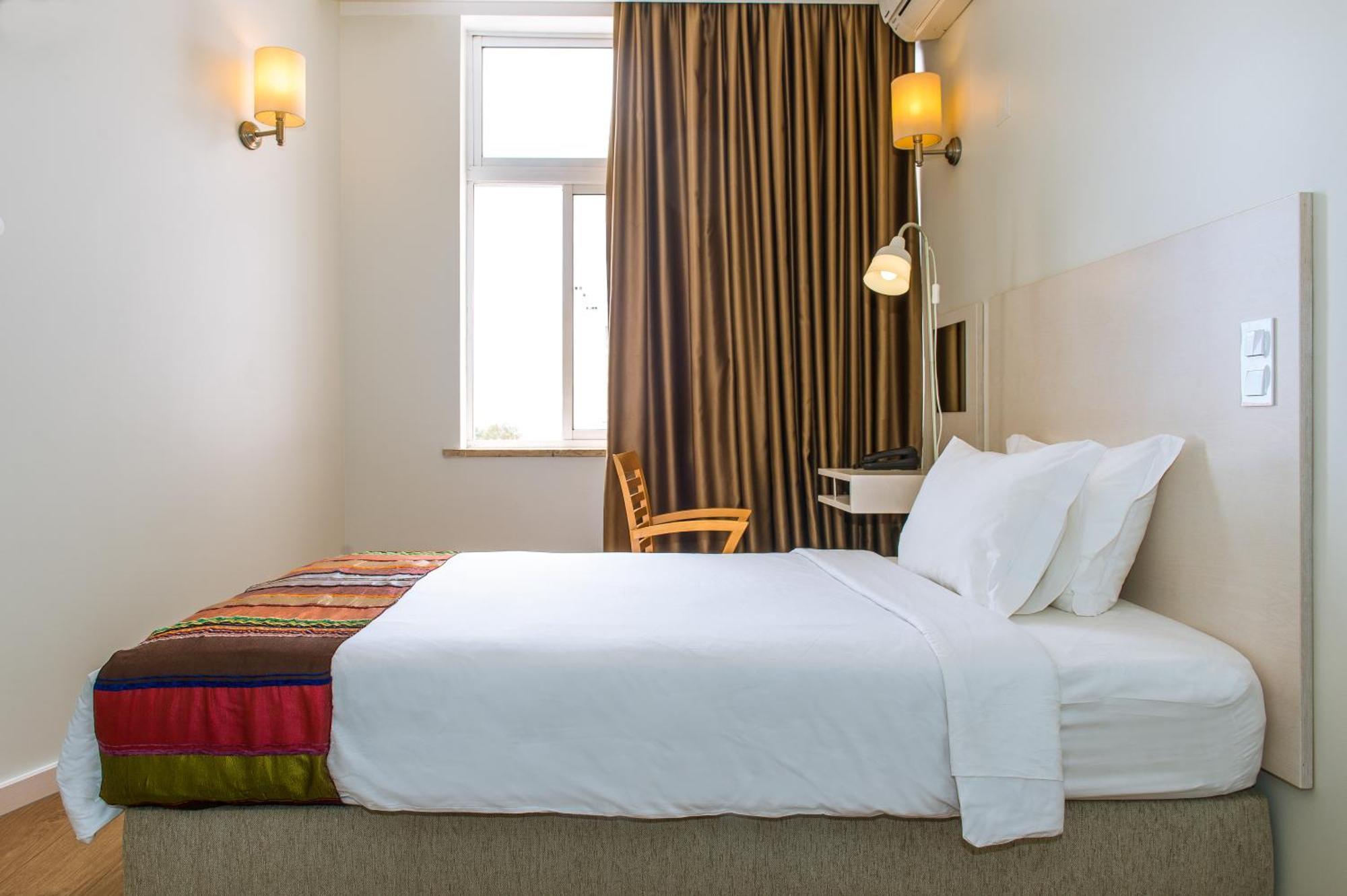 Standard Single Room,1433315641:JPEG