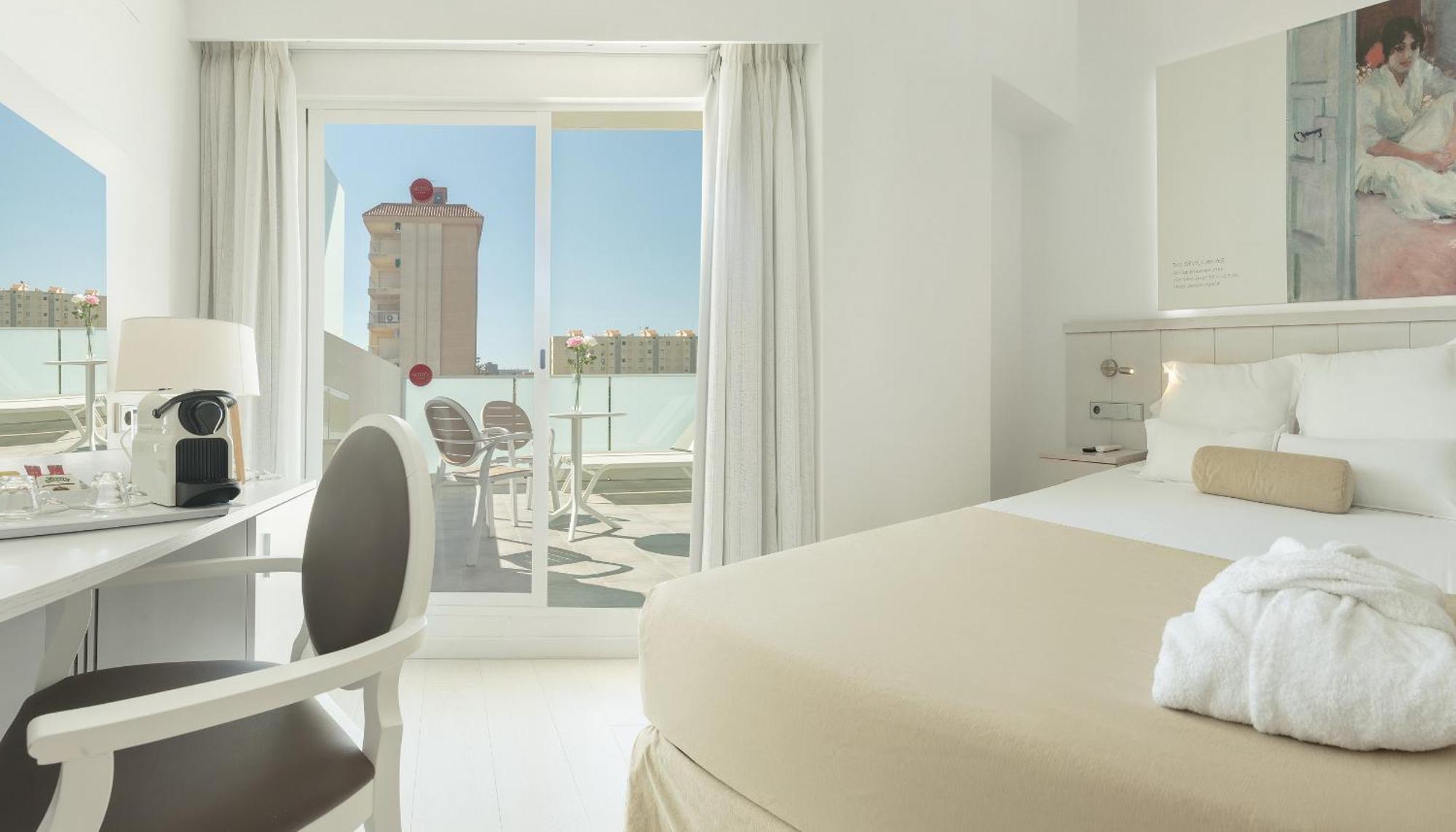 Superior Double Room Balcony,1465753346:JPEG