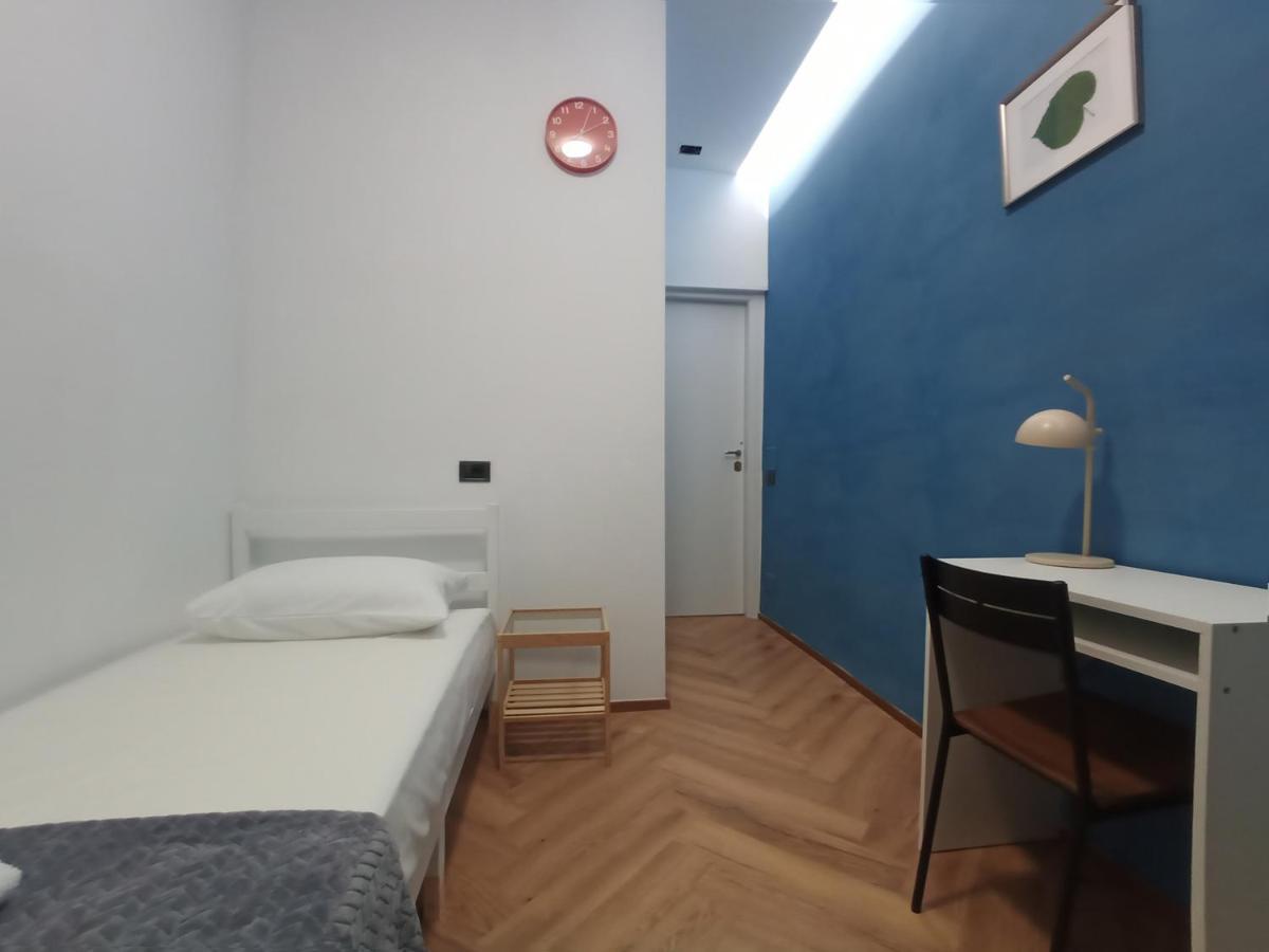 Single Room Private Bathroom,1484710793:JPEG