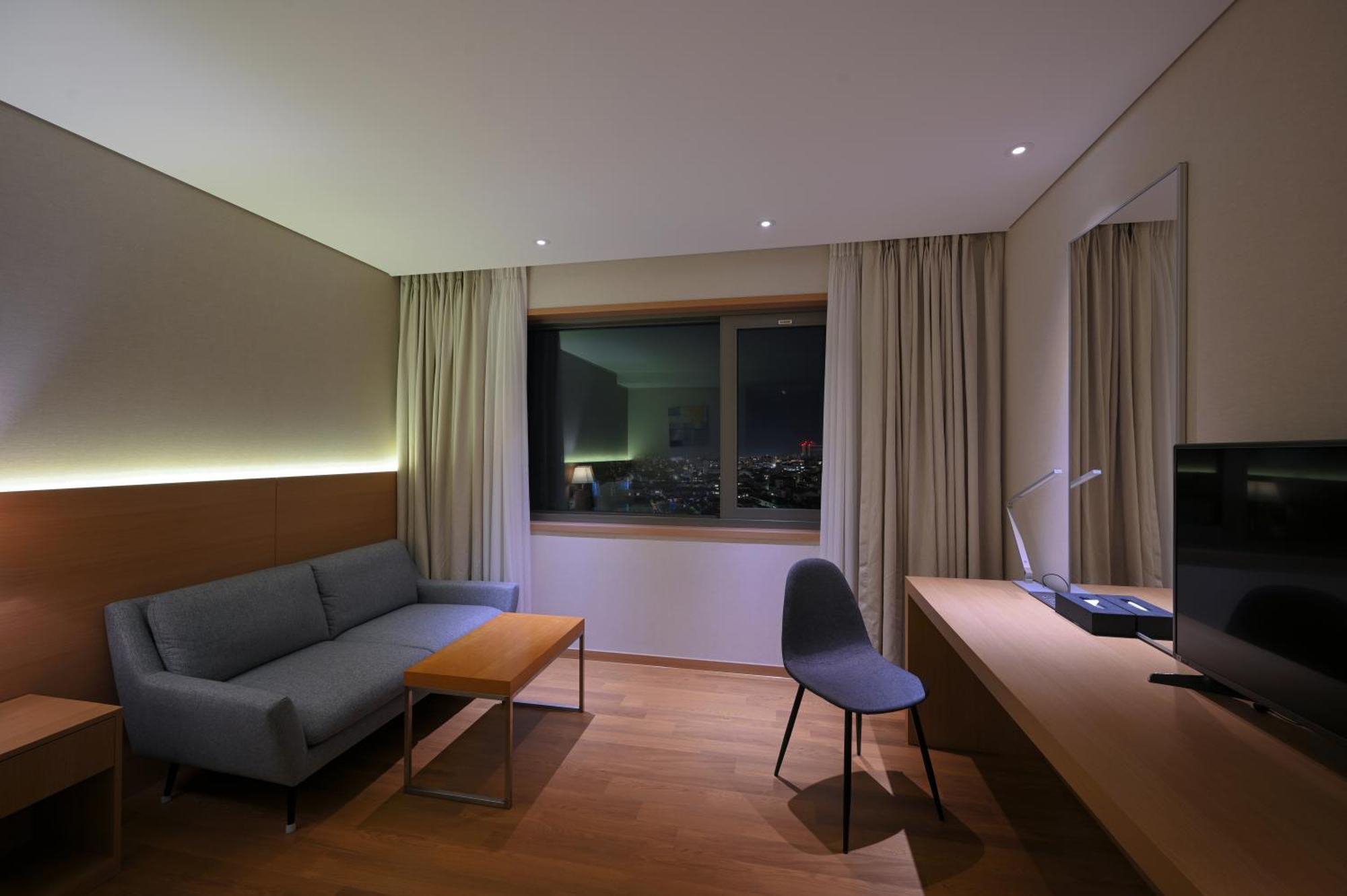 Super Deluxe Double Room,1500390241:JPEG