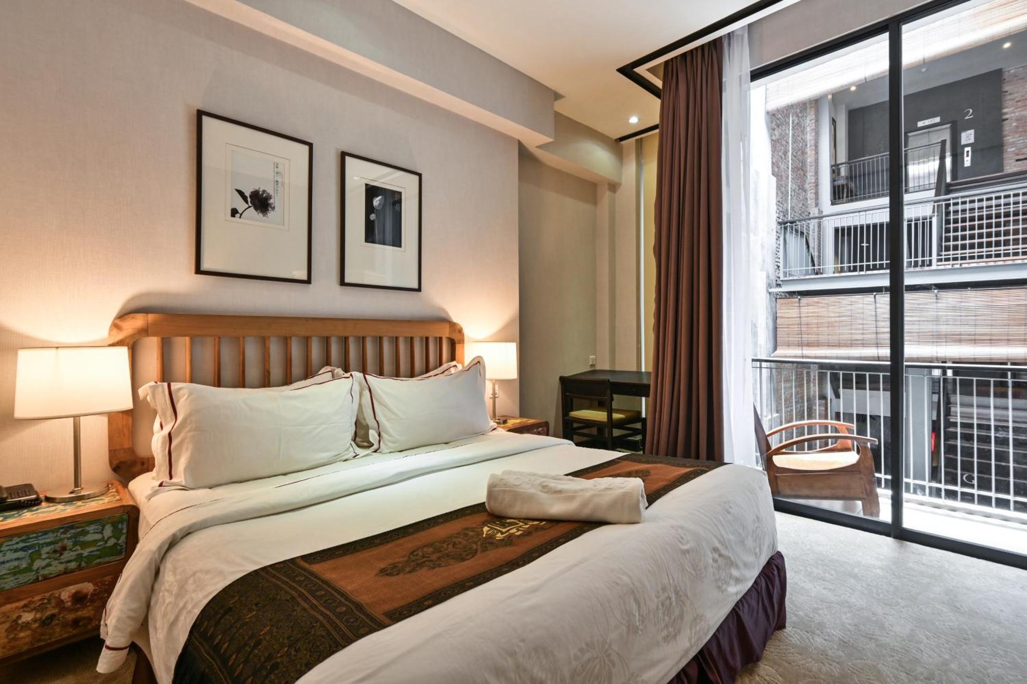 Premium King Room,1500697627:JPEG