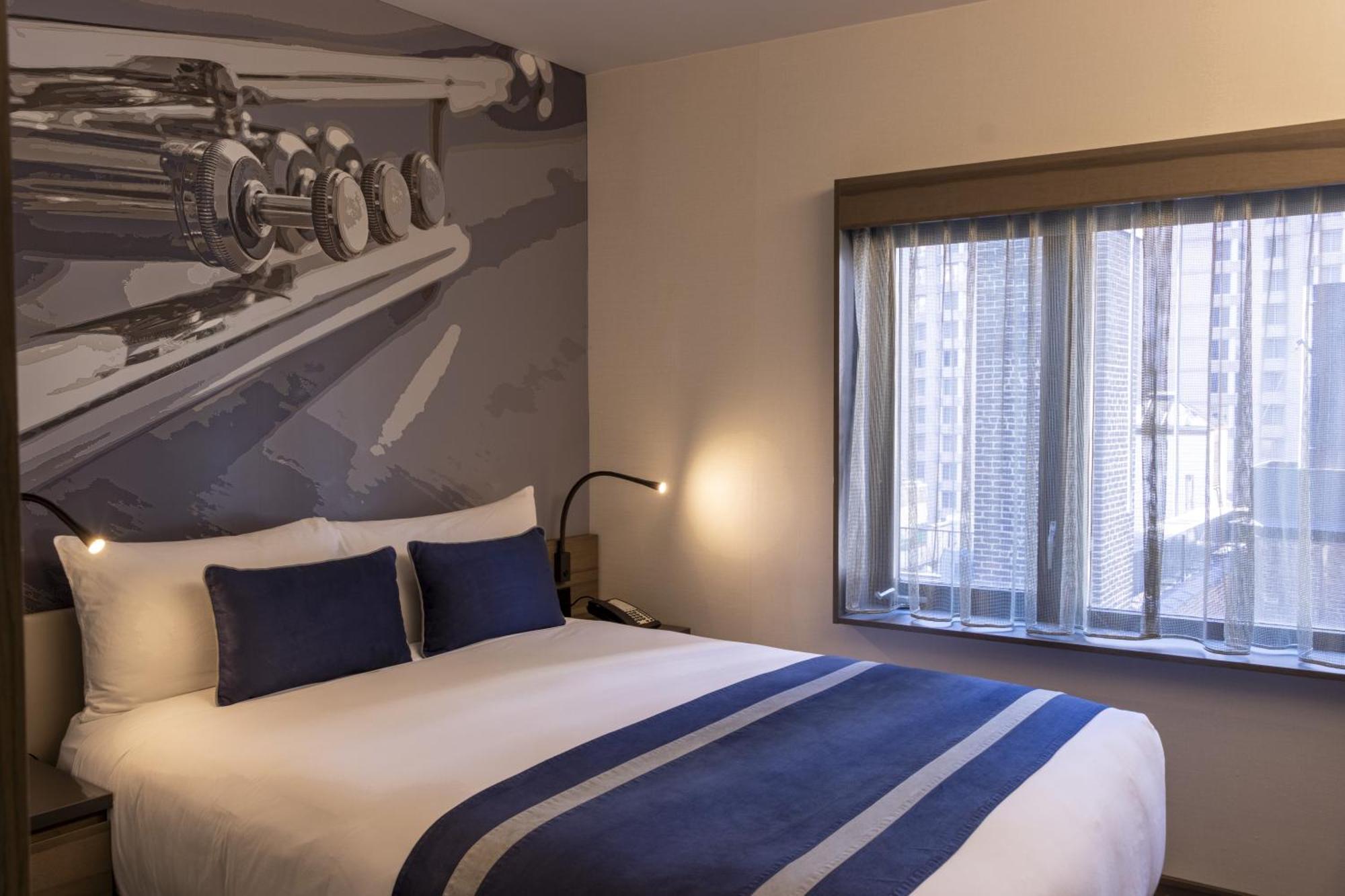 Superior Queen Room,1516188358:JPEG