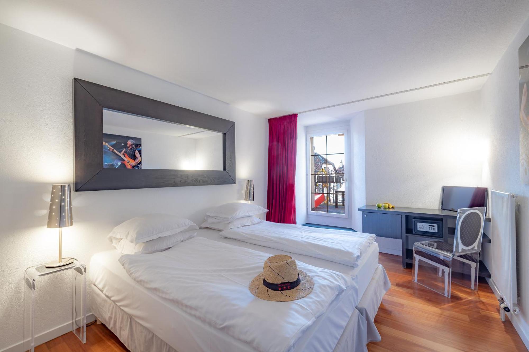 Deluxe Superior Room,1498629742:JPEG