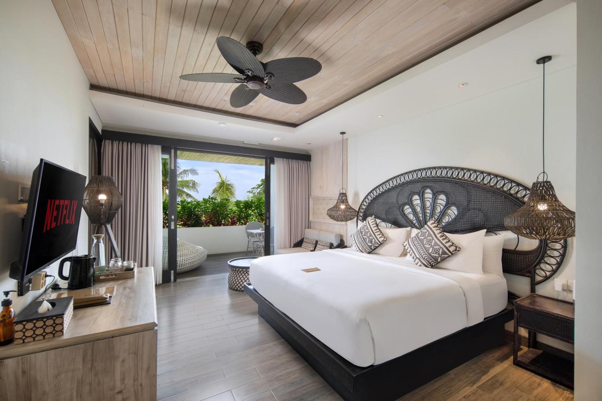 Deluxe Double Room with Balcony,1567281008:JPEG