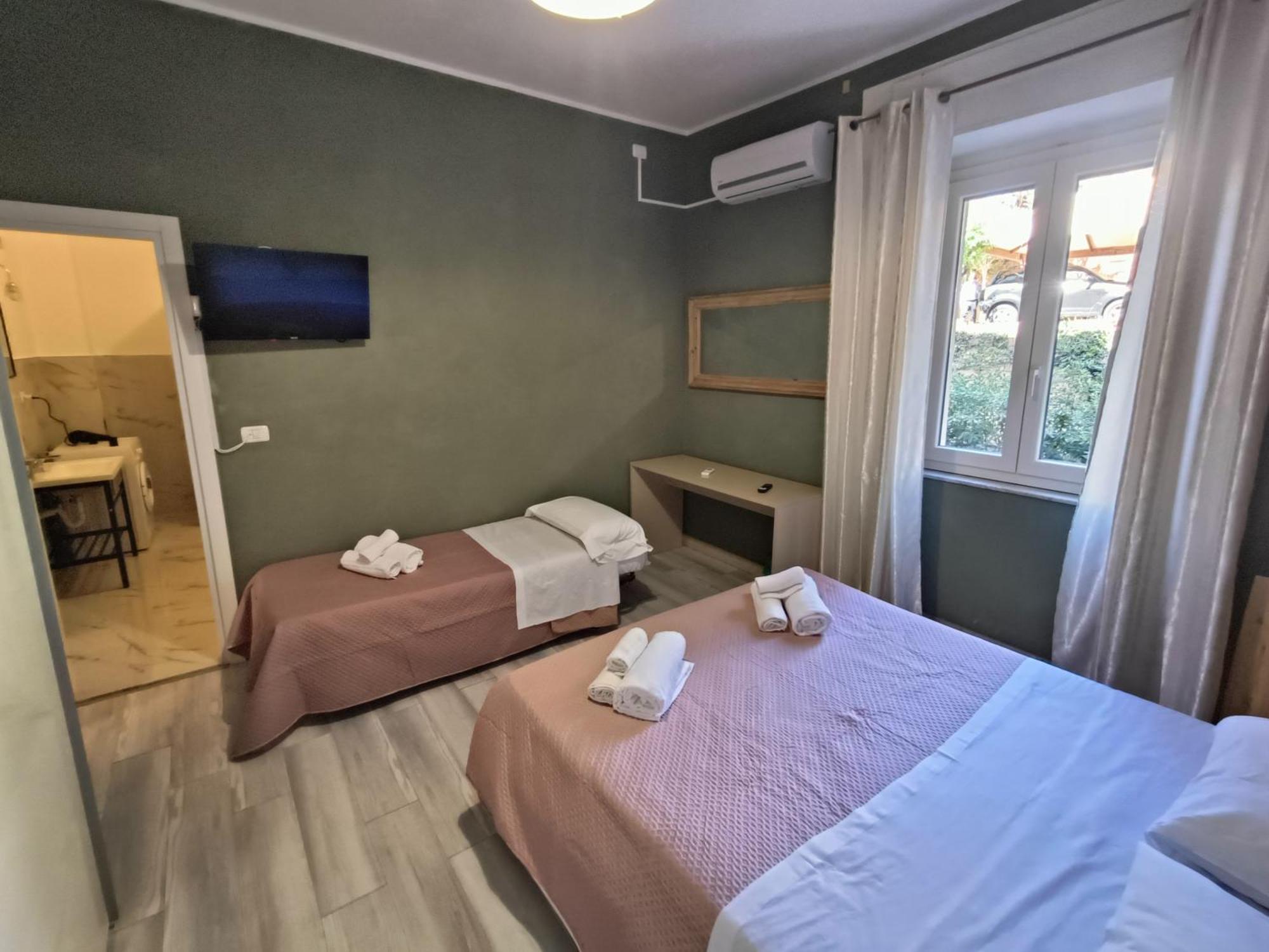 Triple Room with Garden View,1568056073:JPEG