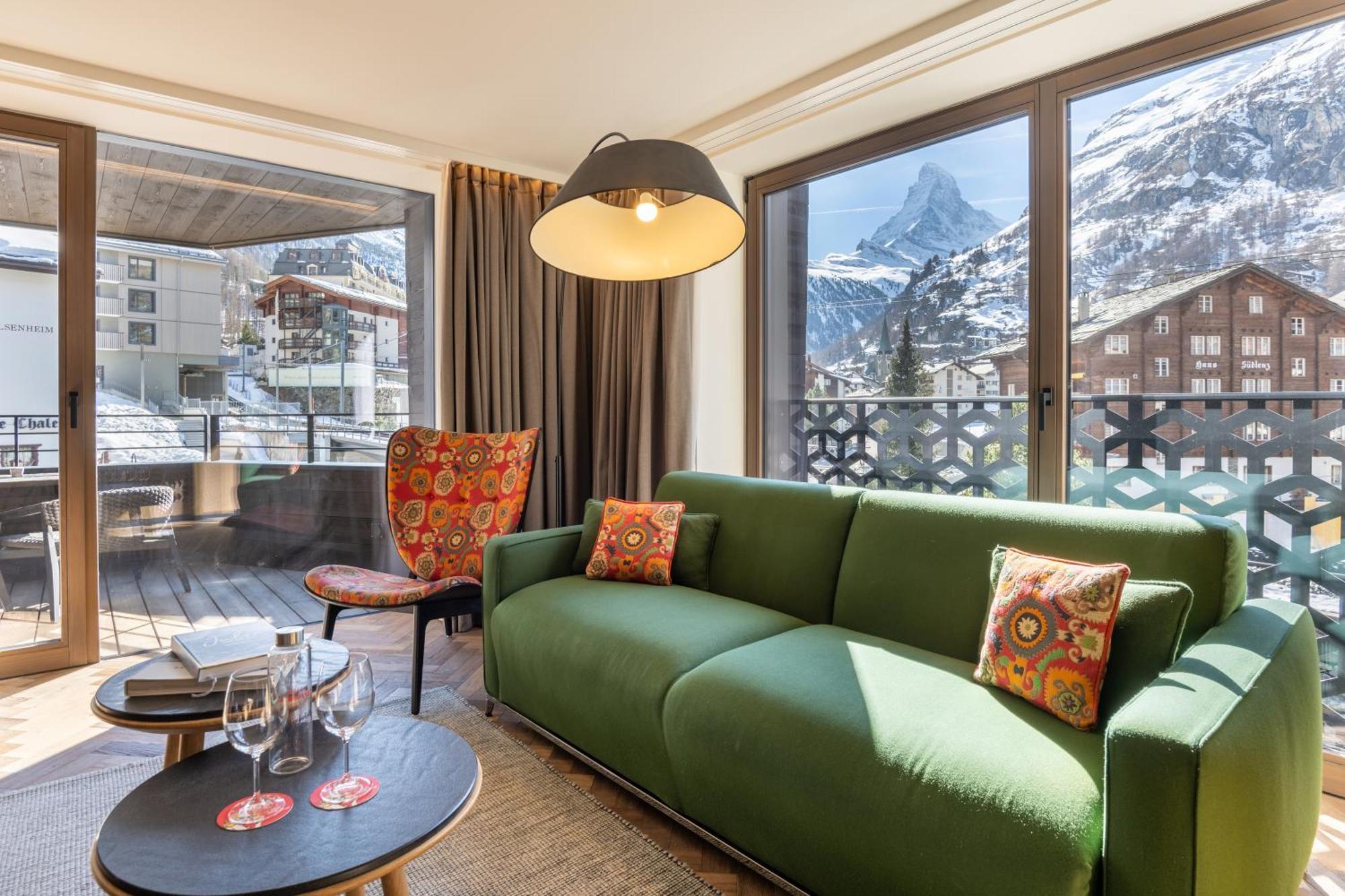 Suite with Balcony and Matterhorn View,1586830277:JPEG
