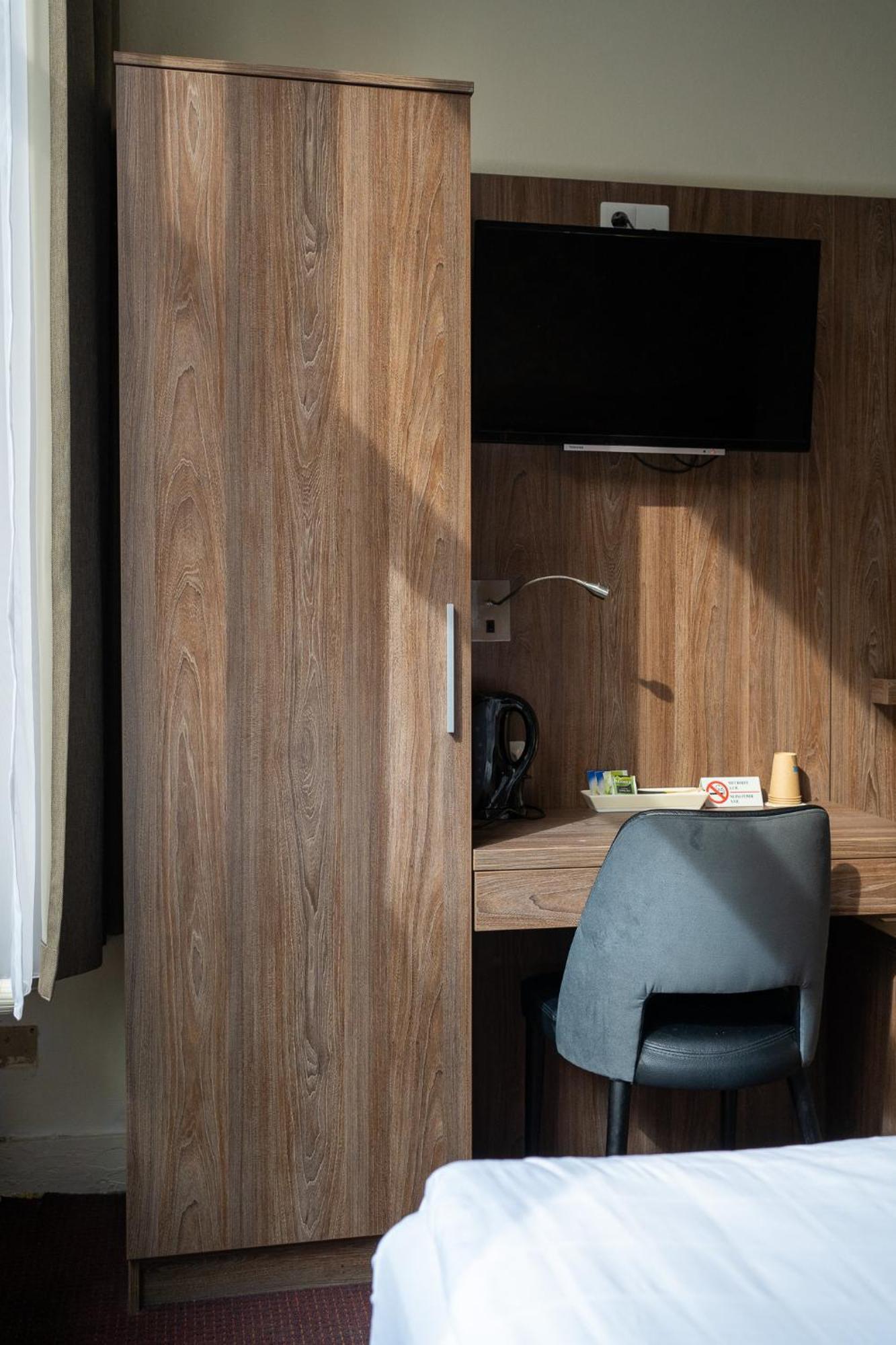 Double Room,1635244702:JPEG