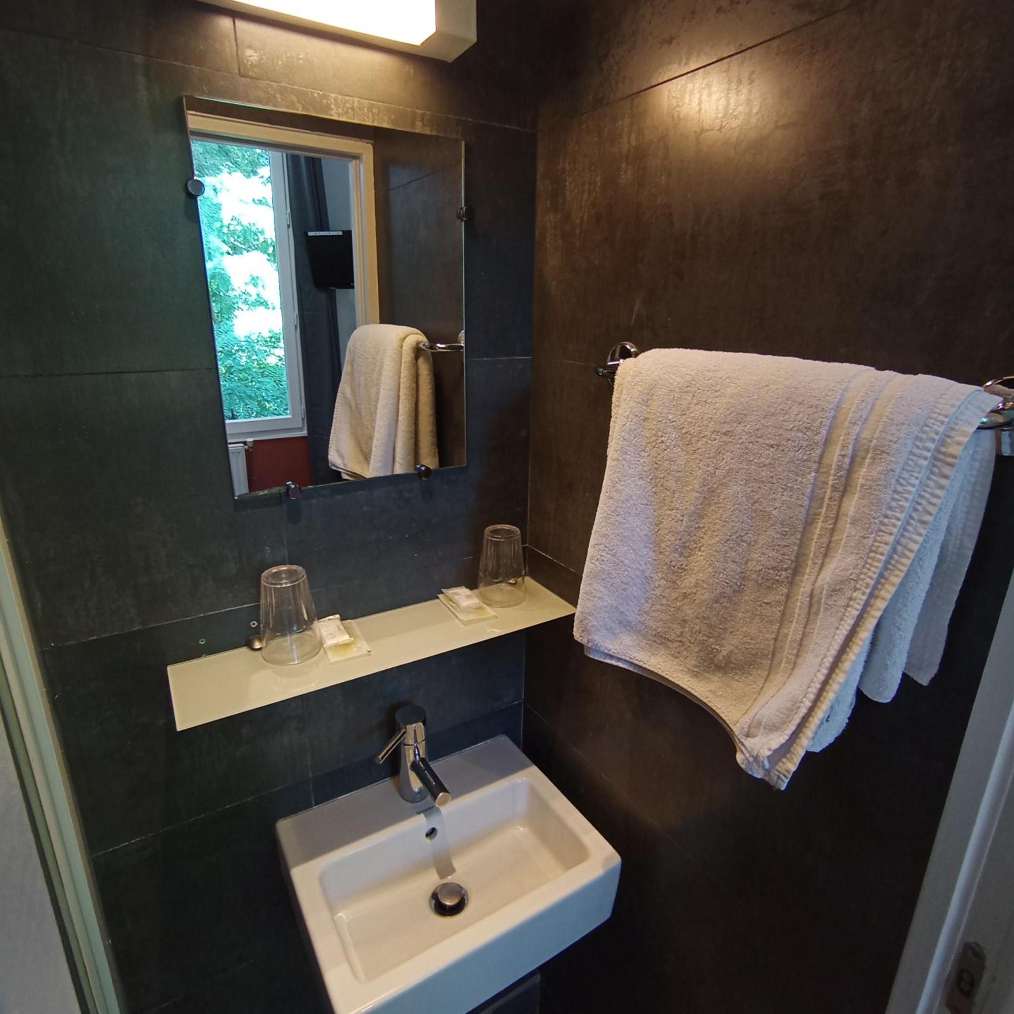 Double Room,1698175365:JPEG