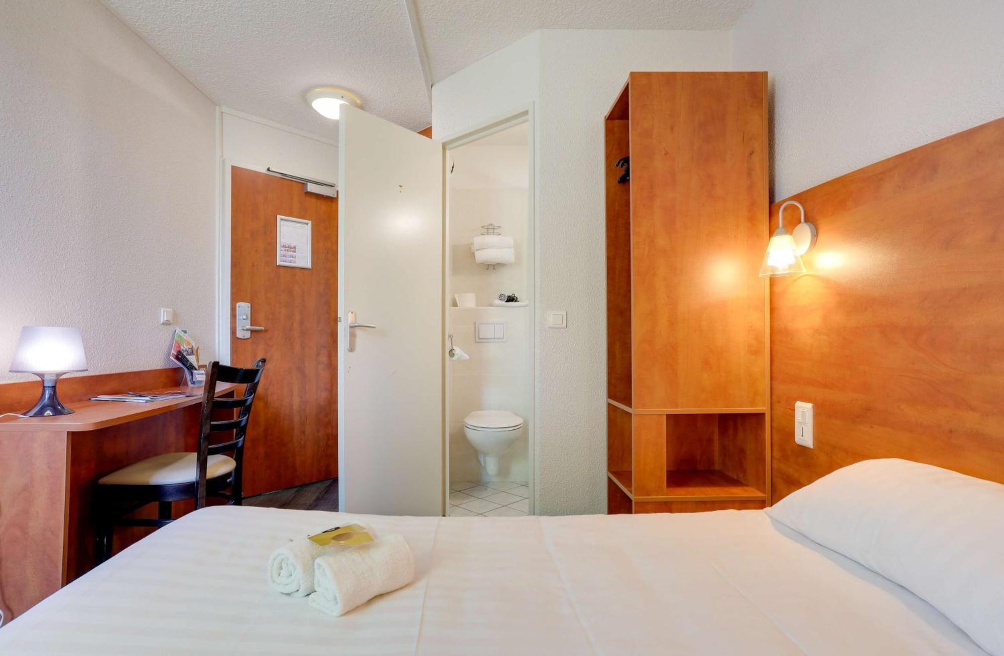 Double Room,1602949534:JPEG