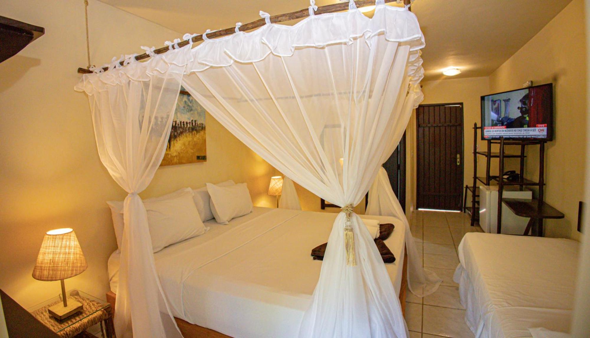 King Room with Balcony and Pool View,1629394048:JPEG