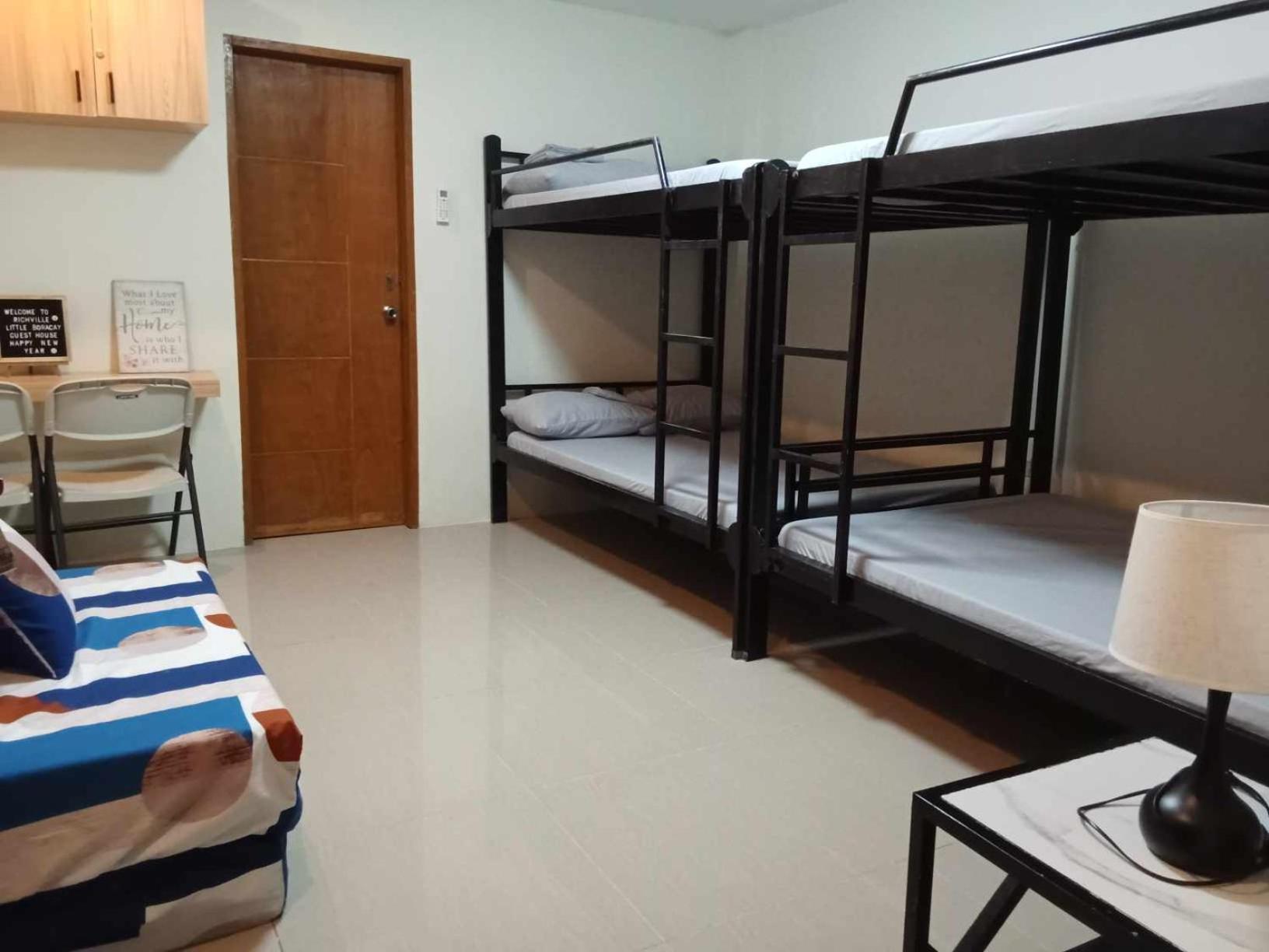 Standard Family Room,1650946188:JPEG