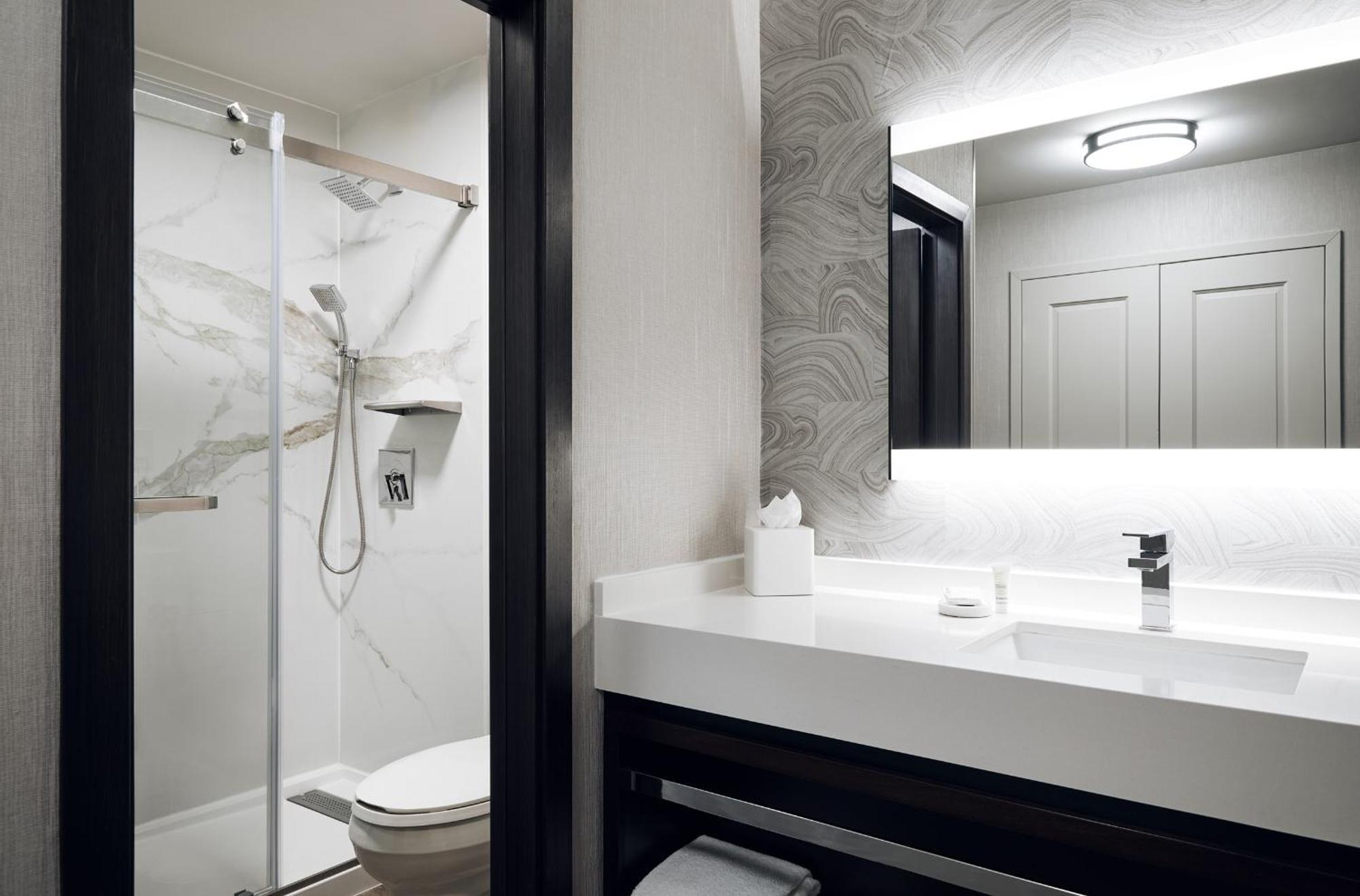 Guest Room with King Bed,1667431883:JPEG