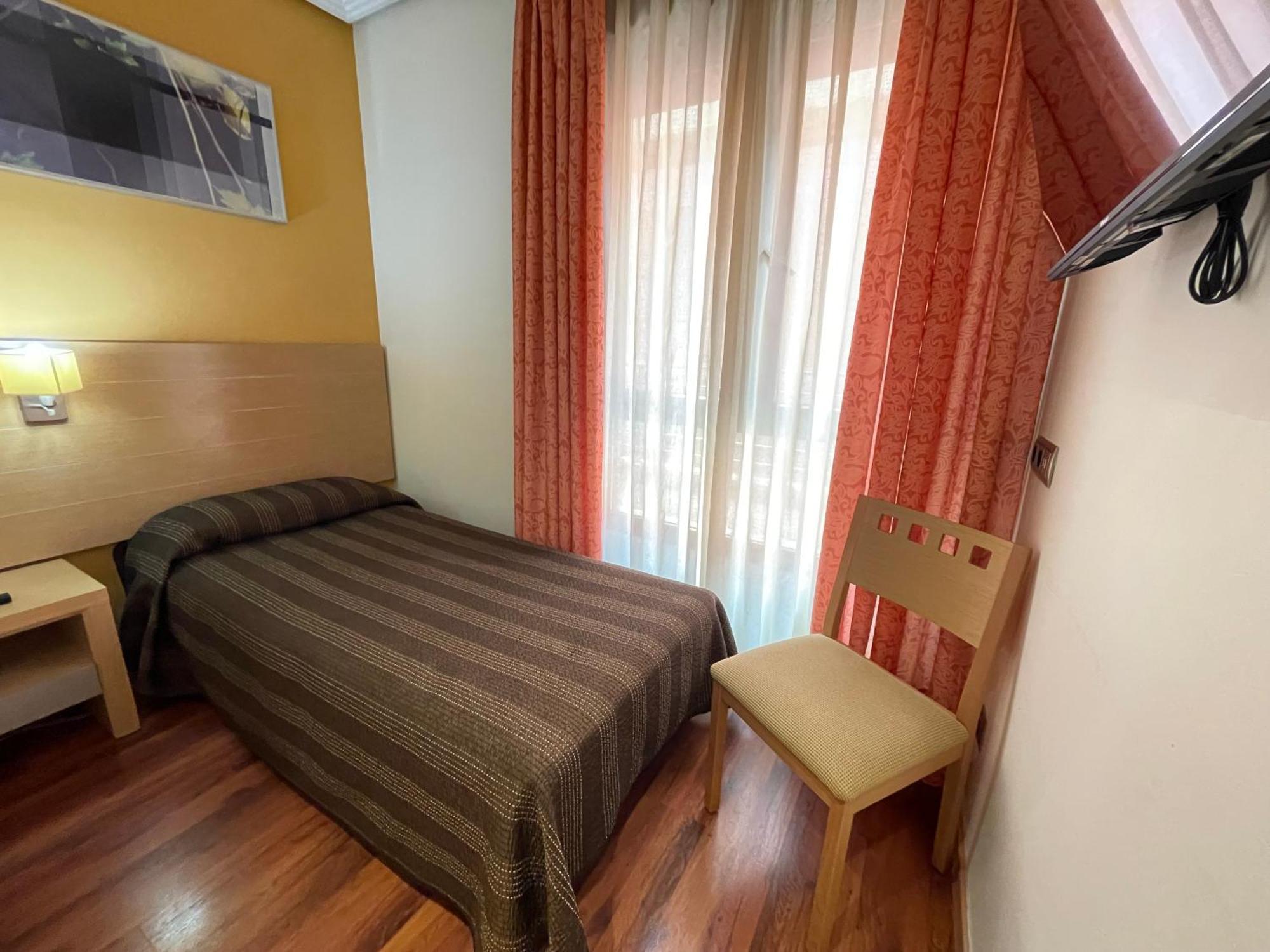 Single Room,1677855474:JPEG