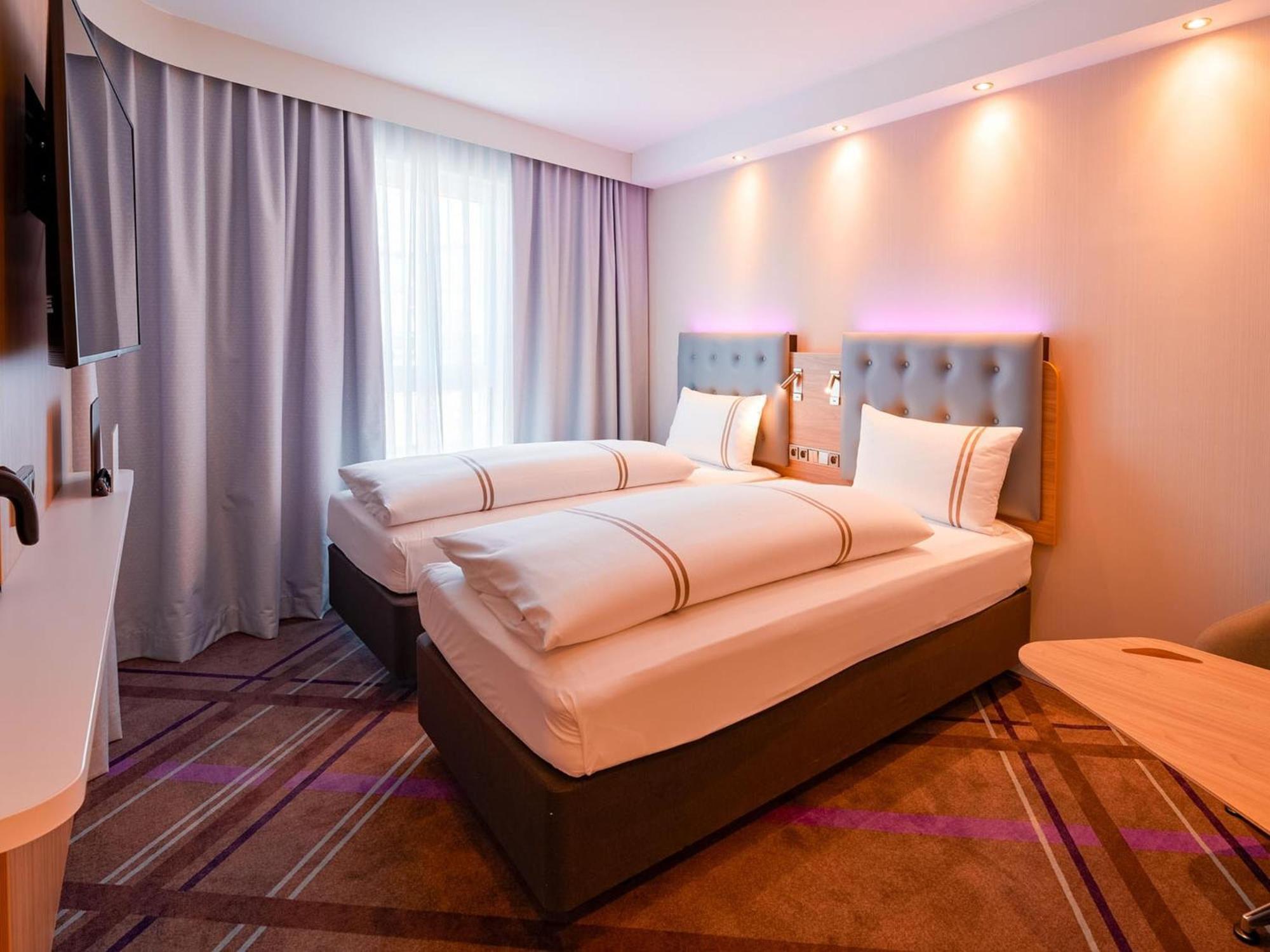 Standard Twin Room,1733328727:JPEG
