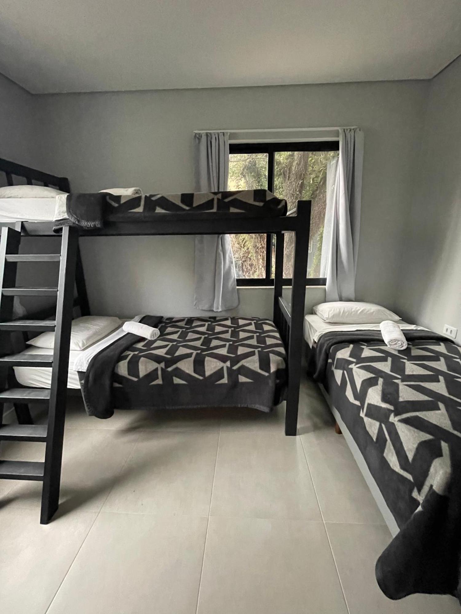 Basic Triple Room with Shared Bathroom,1743011502:JPEG