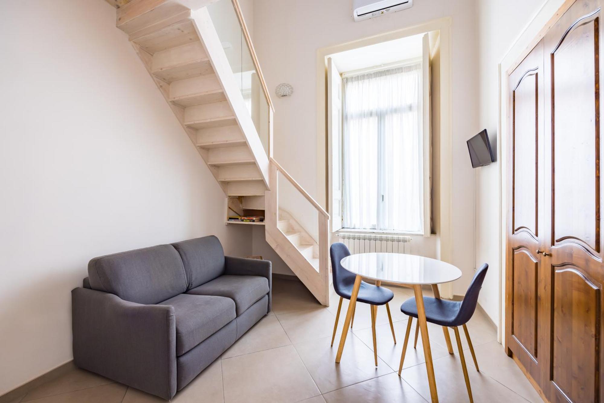 Triple Room,1756716820:JPEG