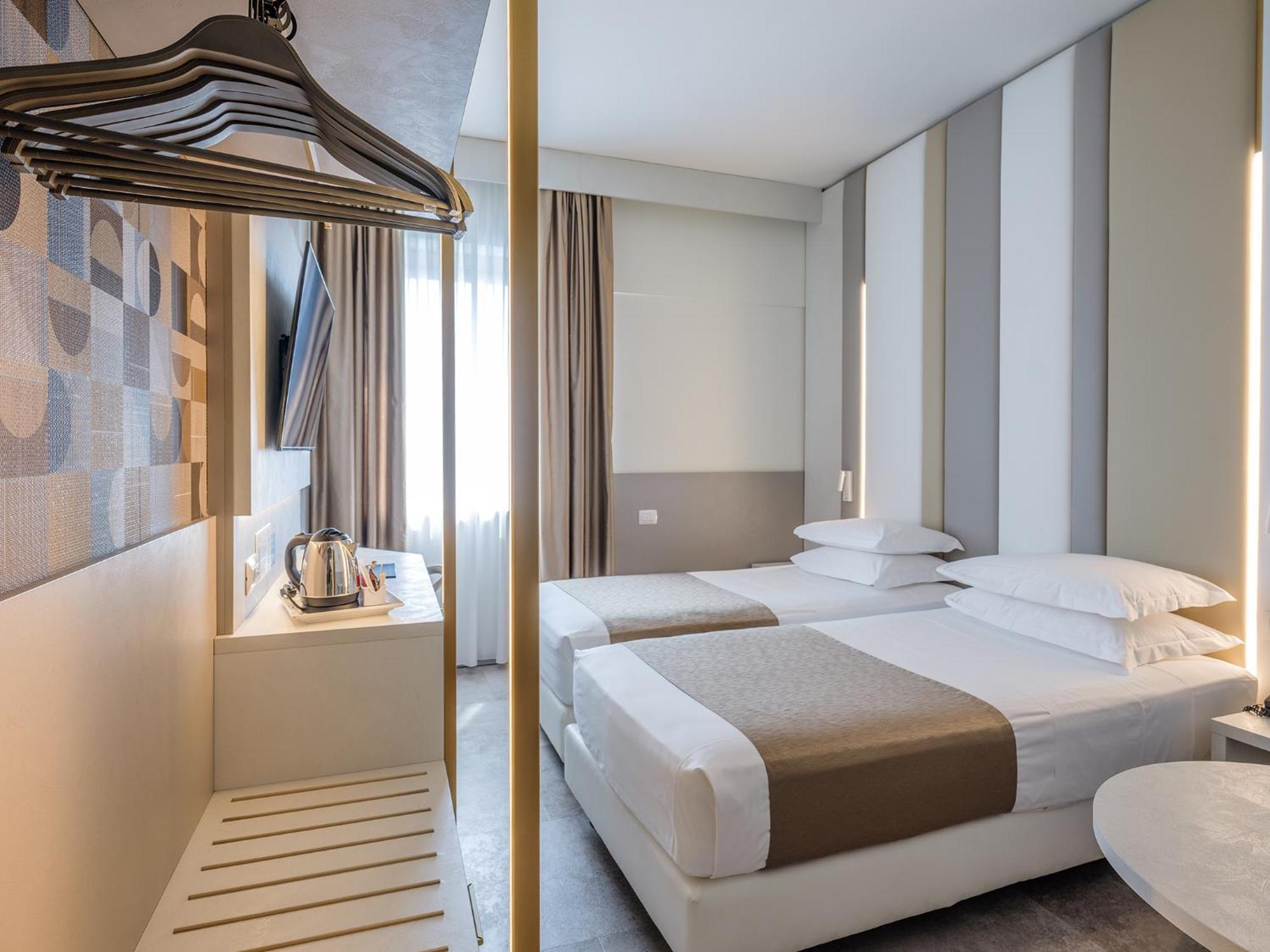 Executive Double or Twin Room,1765574325:JPEG