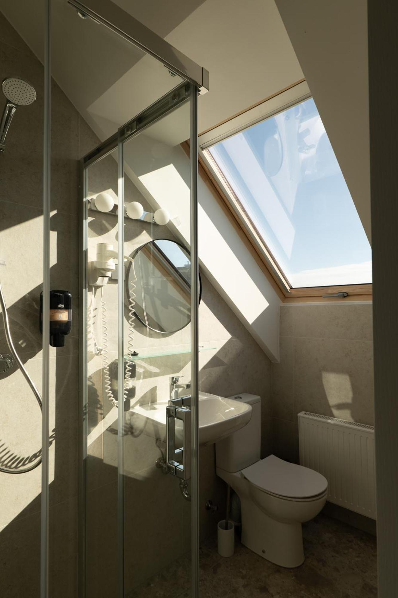 Renovated Double or Twin Room,1765797015:JPEG