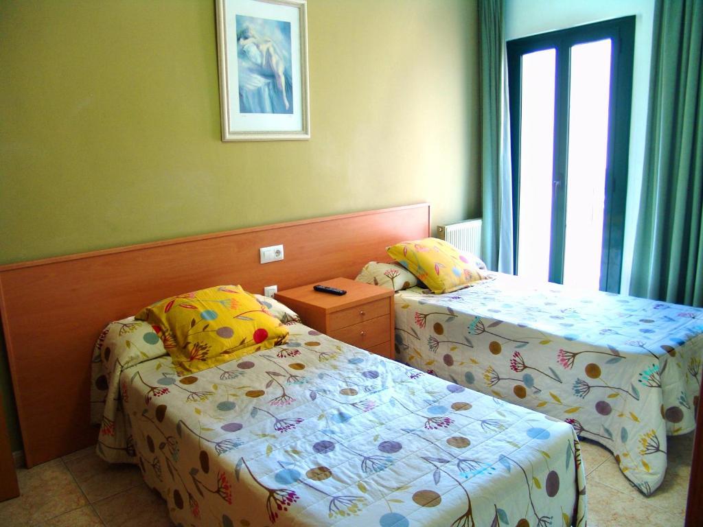 Economy Double Room,31536524:JPEG