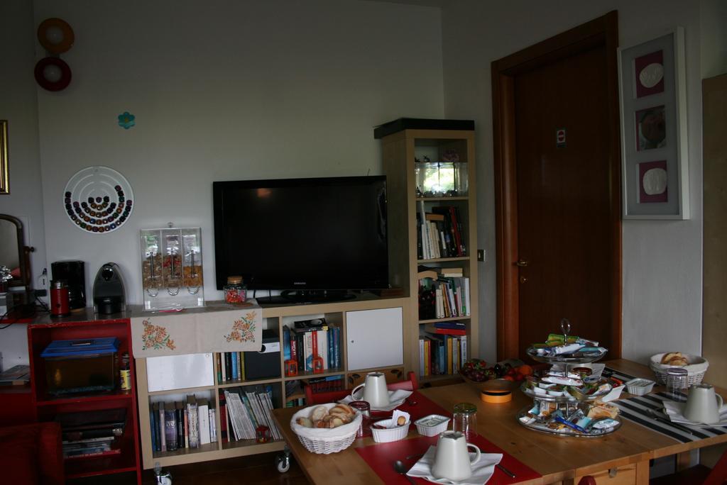 Double Room with Garden View,318037817:JPEG