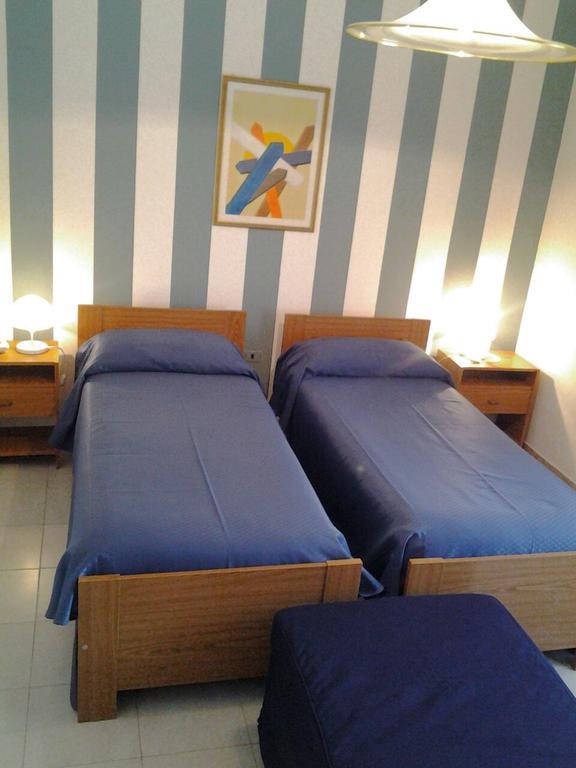 Double or Twin Room,403448178:JPEG