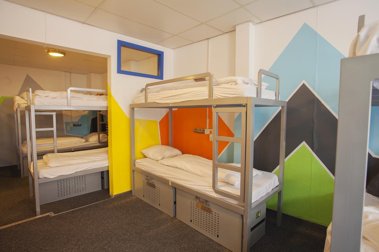 Bed in 14-Person Mixed Dormitory Room,544947264:JPEG