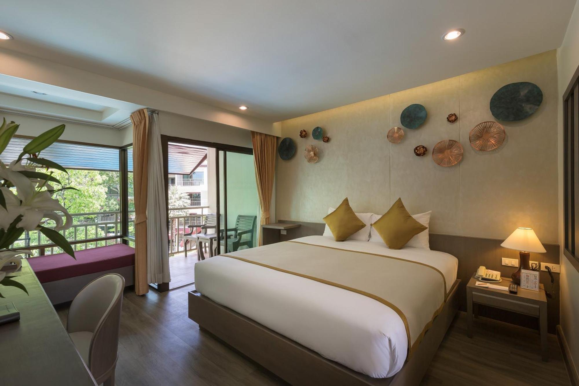 Deluxe Double or Twin Room,678895902:JPEG