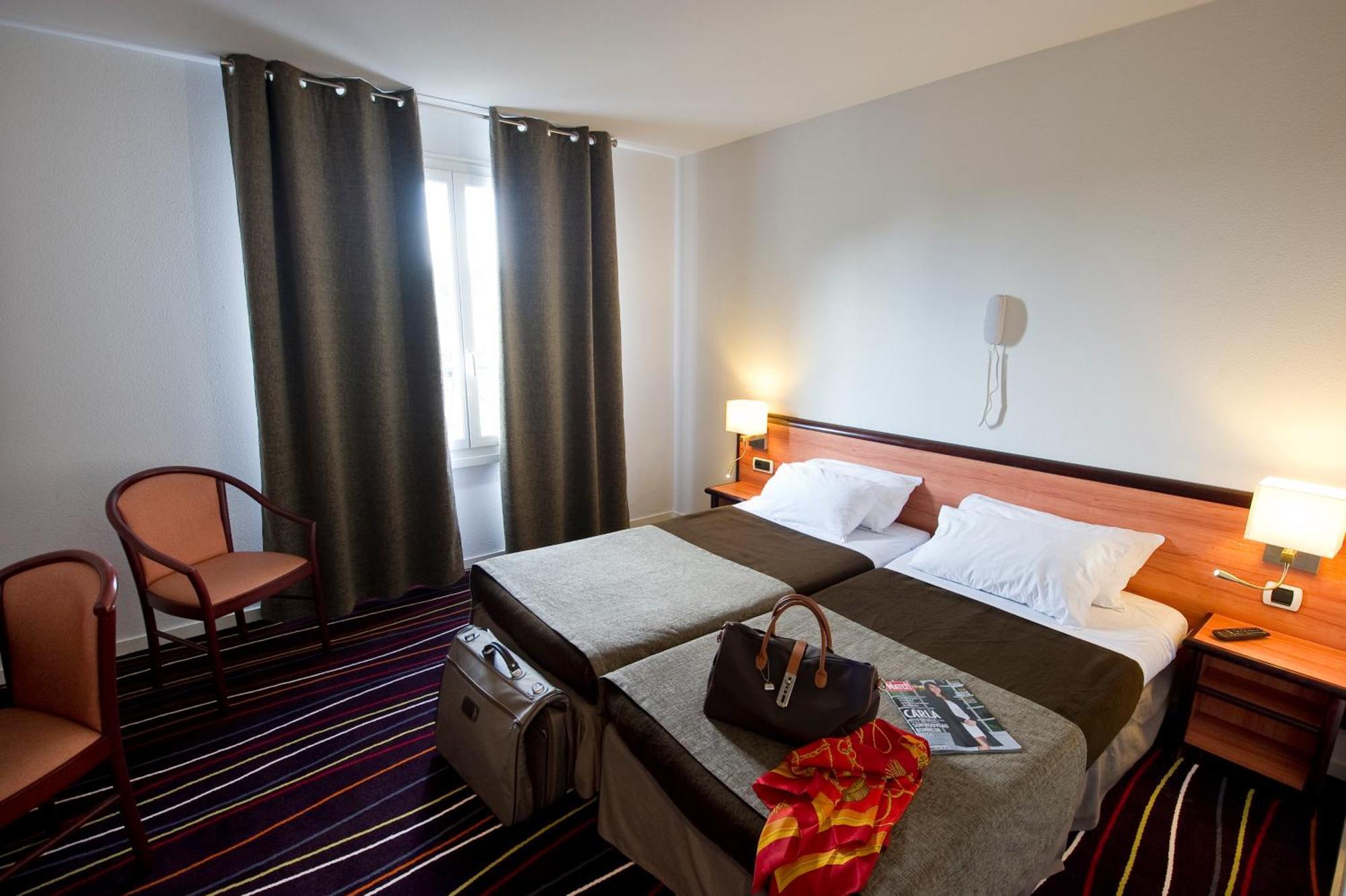 Standard Twin Room,1208434972:JPEG