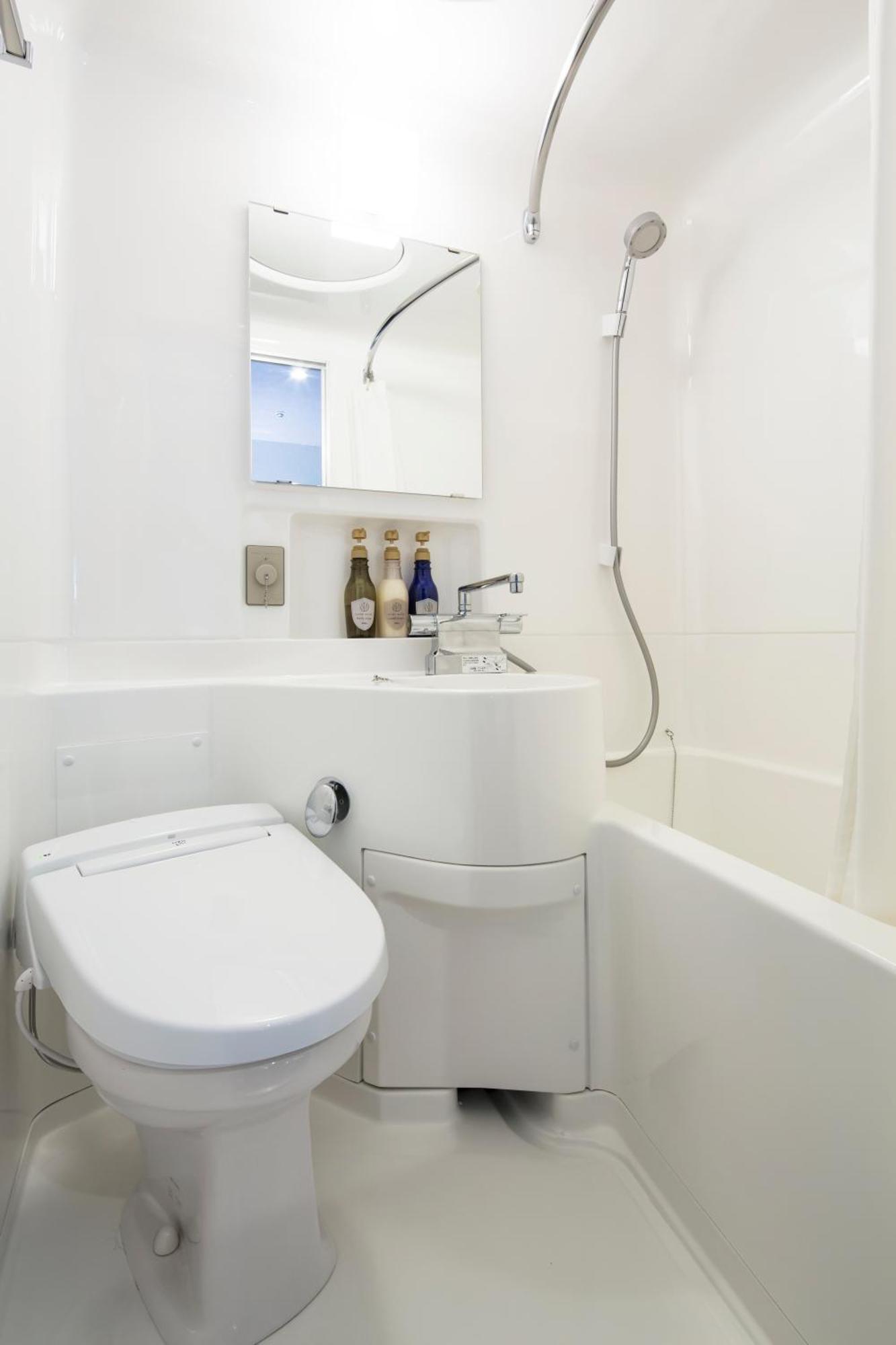 Twin Room with Shared Bathroom,1443050266:JPEG