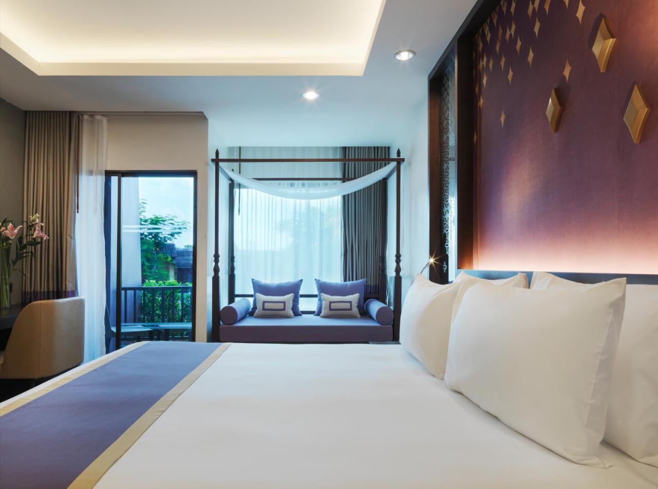 Signature Club Room,761915932:JPEG