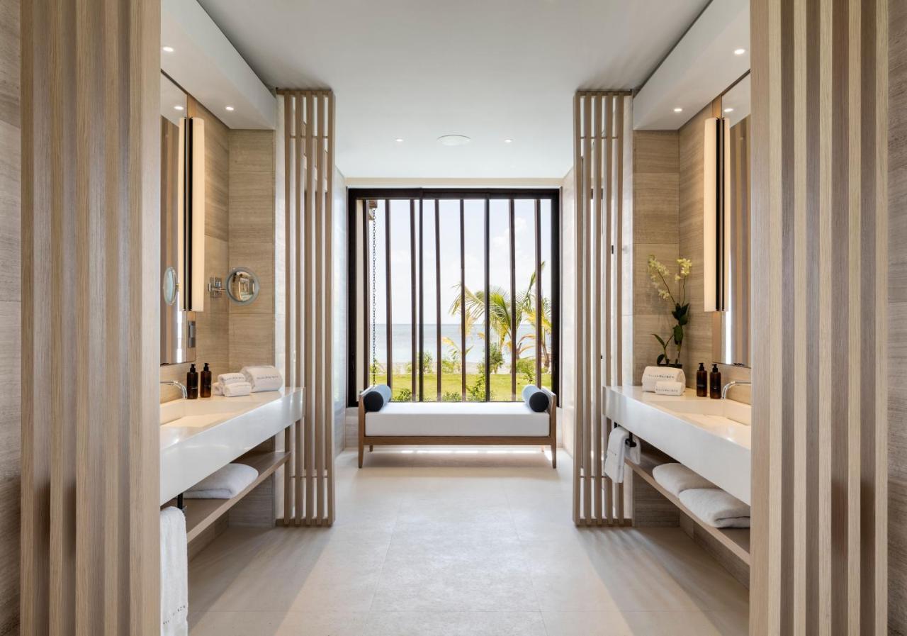 Four-Bedroom Beachfront Villa,776529817:JPEG